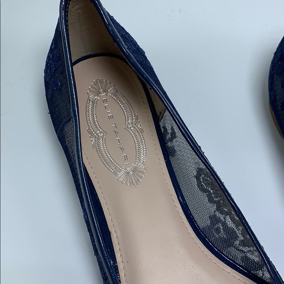 ❤️BRAND NEW ELIE TAHARI FLATS - Picture 5 of 9